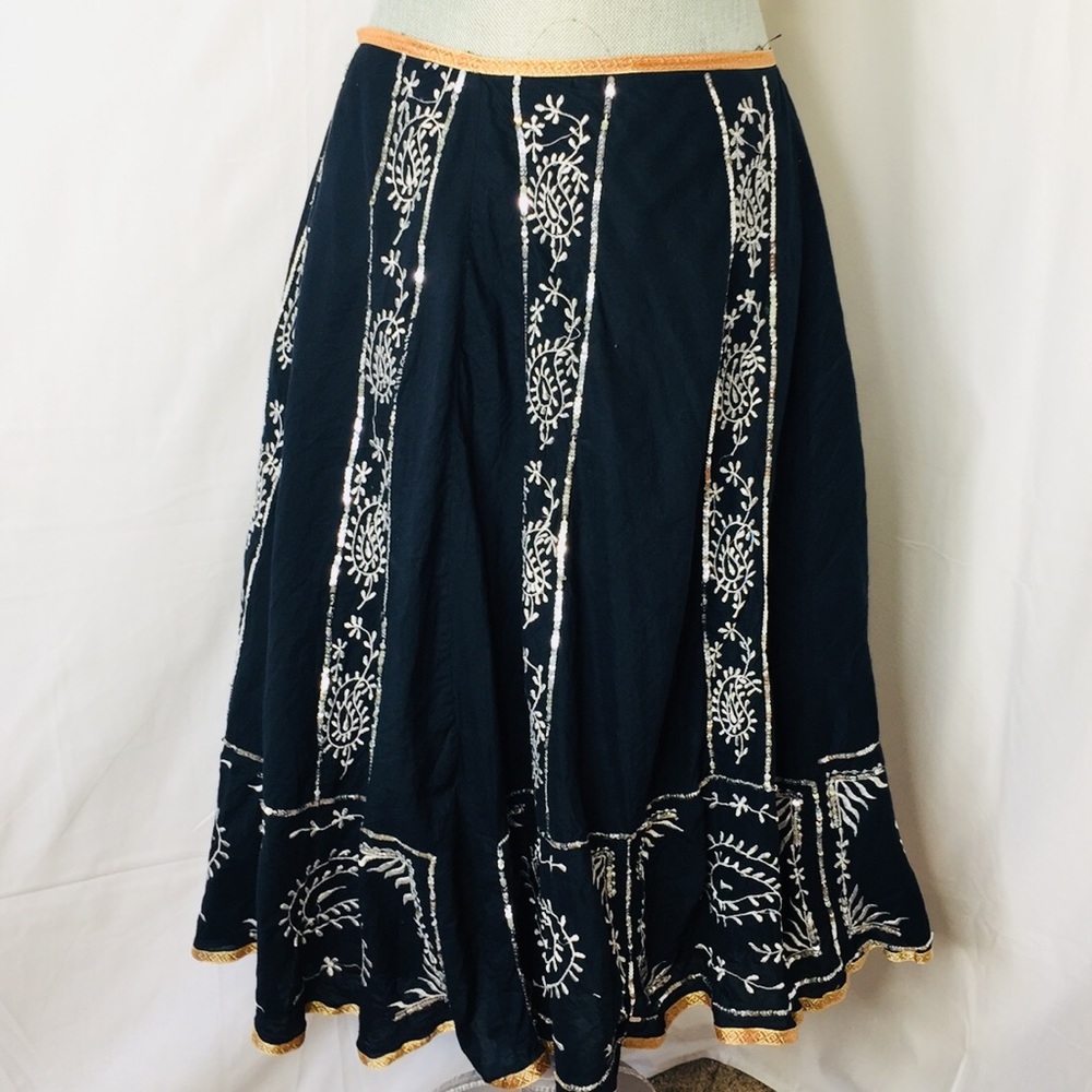 Gorgeous boho skirt with silver sequins